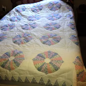 County Style Hand Quilted Quilt Queen / Full Patchwork Charleston 86" × 86" VTG - Picture 1 of 12