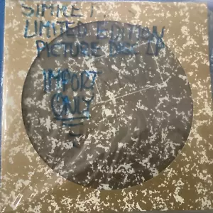SIMPLE MINDS - ONCE UPON A TIME-LIMITED EDITION PICTURE DISC IMPORT- EXCELLENT - Picture 1 of 3