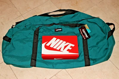 HUGE 107cm x51cm Vintage Eastpak Mallard Made in USA HUGE GIANT Duffle Bag NEW - Image 1 of 4