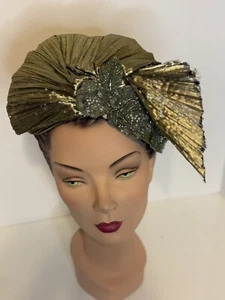 PARAMOUNT STUDIOS Vintage 1920s Gold Beaded Skull Cap Hat Vtg Flapper - Picture 1 of 6