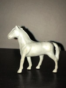 Marx 60mm 1st Series Standing Horse - No Saddle - 1950s Gray Vinyl Plastic - Picture 1 of 1