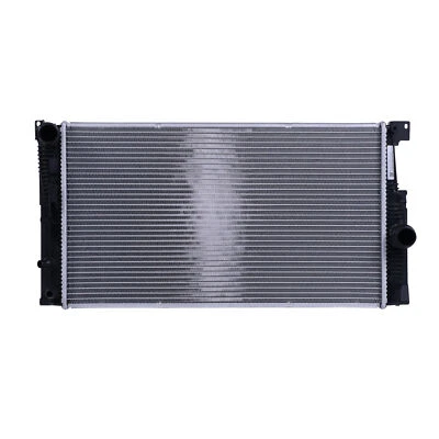 Radiator fit for 16-14 BMW 520i; 16-12 BMW 528i; 16-12 BMW 528i xDrive - Изображение 1 из 4