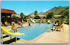 Cartolina d'epoca Kernville California CA Hi Ho Resort Lodge vista piscina scivolo - Foto 1 di 2