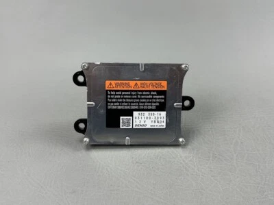 2010-2015 Cadillac SRX Headlight Control Module OEM 932350-16 031100-3093 - Image 1 of 4