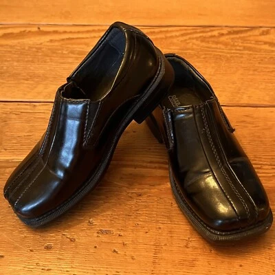 Vestido mocasín sin cordones de cuero sintético negro con alas talla 10M ciervos ciervos de ciervo Foto 1 de 4