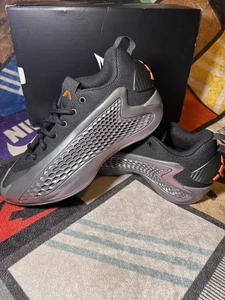 Adidas Anthony Edwards 1 The Future Talla 5 Juvenil / 6.5 Mujer - Imagen 1 de 10
