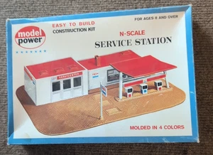 N Scale EXXON SERVICE STATION Kit Model Power New in open Box 1503 - Picture 1 of 2