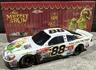 Ford Taurus Muppets Show 2002 Dale Jarrett #88 acción NASCAR diecast 1/24 Foto 1 de 4