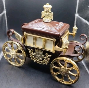 VTG Coach Musical Jewelry Box Plays "Swan Lake" Echo Industrial Co. Ltd., Japan - Picture 1 of 8