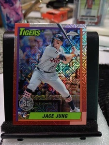 2025 Topps Chrome Series 2 #148 Jace Jung 35th Anniversary Mojo Refractor Card - Picture 1 of 2