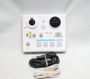 TASCAM USB Audio Interface MINISTUDIO CREATOR US-32 - Picture 1 of 7