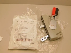 Eaton Cutler Hammer 361H1 Operating Handle and Hardware for use w/E/PDG1 Shaft - Picture 1 of 4