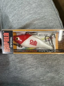 SPECIAL RAPALA RATTLIN CRANKBAIT LURE IN RED/WHITE COLOR CUB FOODS Brand NEW - Picture 1 of 2