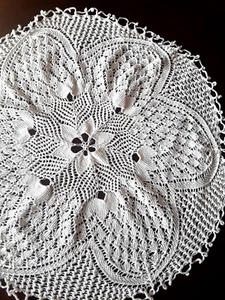 ANCIEN NAPPERON coton blanc au tricot@OLD mat - Picture 1 of 5