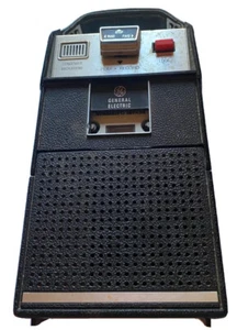 3-5011A GE Tape Recorder FOR PARTS ONLY!! DOES NOT WORK PROPERLY - Picture 1 of 4