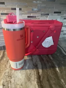 DEAL🥳BITTY BOGG BAG CORAL NWT BRAND NEW W/30oz Coral Stanley - Picture 1 of 5