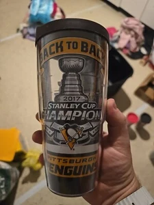 Pittsburgh Penguins Stanley Cup Champs 2017 24 oz Tervis Becher NHL Hockey Neu - Bild 1 von 8
