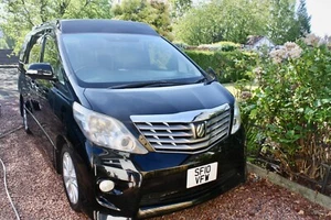 TOYOTA ALPHARD 2.4 AUTO FRESHLY IMPORTED BRAND NEW 4 BERTH CONVERSION & POP TOP - Picture 1 of 24