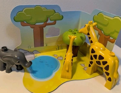Lego DUPLO: African Watering Hole Giraffe Elephant  - Image 1 of 4