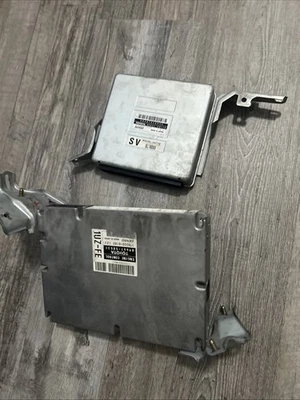 1999 2000 Lexus LS400 4.0L V8 ECU PCM ECM módulo de controle do motor - Imagem 1 de 4