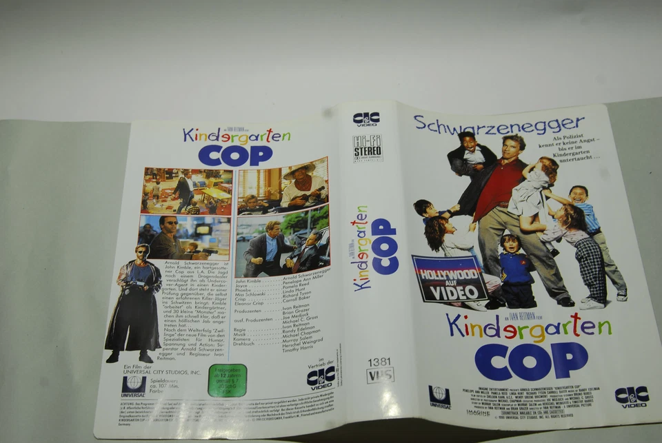 VHS Cover - CIC Video GmbH - Kindergarten Cop - NUR COVER (160) - Bild 1 von 1
