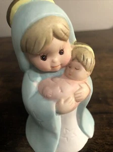 Mary and Jesus nativity scene (girl) - Picture 1 of 5