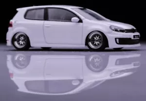 VW Volkswagen Golf GTi - Mk VI - Cerchi bassi e BBS - Bianco perla - MaxWell 1:64 - Foto 1 di 6