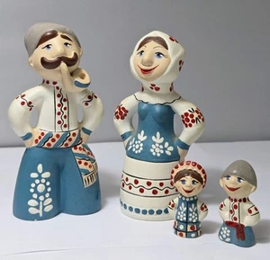 4 Vintage russische handgefertigte Keramik Figuren Familie bemalt Ton 5" Dymkovo - Bild 1 von 18