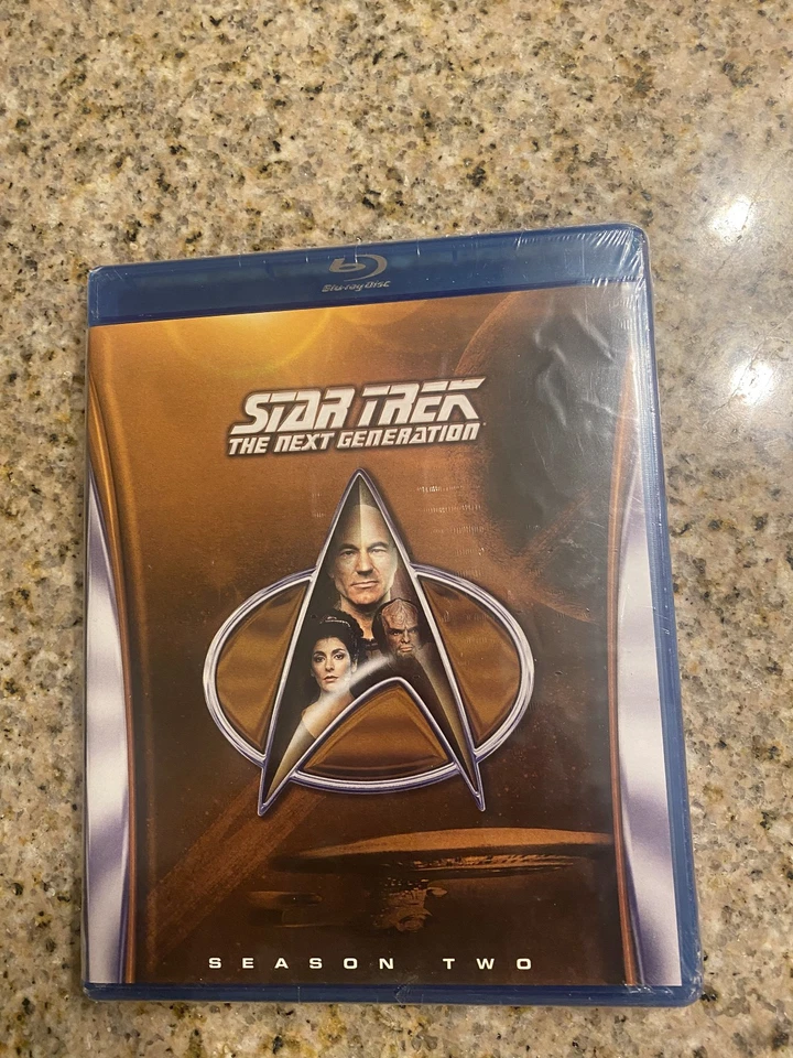 Star Trek: the Next Generation: Season 2 (Blu-ray, 1988) - Image 1 of 1