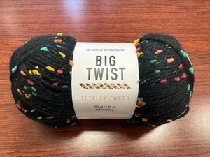 BIG TWIST - Totally Tweed Yarn - Midnight Bowling - 295 yd / 5.29 oz - Picture 1 of 3