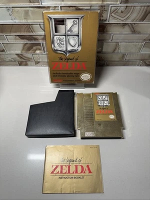 The Legend of Zelda (Nintendo NES, 1987) Gold in Box w/ Manual & Box Protector - Image 1 of 4