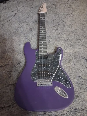 Stratocaster Style Electric Guitar - Image 1 of 4