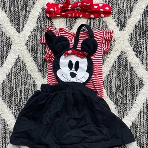 Disney Minnie Mouse Black and Red Overall Dress with Matching Bow Girl size 18mo - Picture 1 of 4