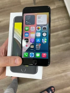 iPhone Se iOS 18,5 - Photo 1/9