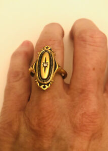 Vintage Avon Kensington gold-tone ring w/rhinestone, adjustable from size 5-8