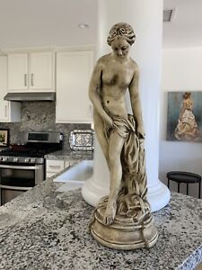 VTG 20 Inches Tall Bathing Greco-Roman Goddess Statue, Amazing Detail & Beauty