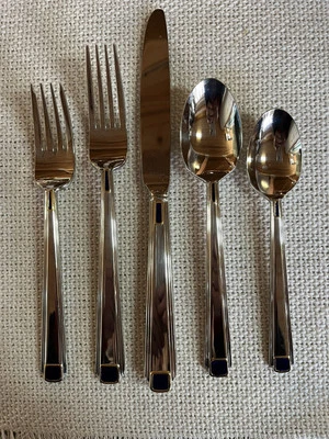 Gorham Regalia Court Lapislázuli con acento dorado cubiertos de acero inoxidable Japón 5 piezas Foto 1 de 4