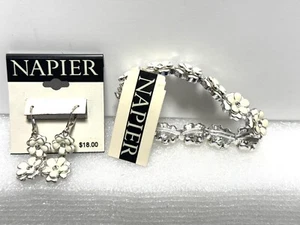 Napier Off White Flower Enamel Bracelet Matching Drop Dangle Earrings NWT - Picture 1 of 10