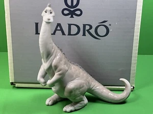 Lladro BRUTUS Dinosaur Figurine Retired 1998 w/ Original Box #07544 Juan Huerta - Picture 1 of 15