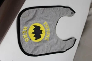 BATMAN DC Comics Baby Unisex Bib Baby Gift (Grey/Black/Yellow) NWT - Picture 1 of 3