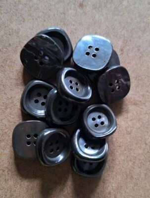 10 Perlmutt Knöpfe grau/dunkelgrau schimmernd, Set, ca. 17 mm, 28" Viereckig - Bild 1 von 3