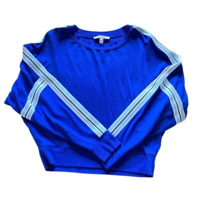 Sudadera corta Express One Eleven cuello redondo universitaria a rayas azul para mujer talla XS Foto 1 de 4