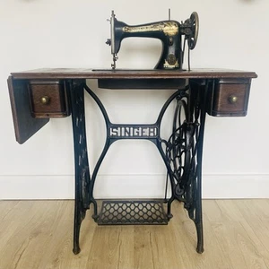 Vintage Singer sewing machine Cast Iron Treadle Table Base Frame - Picture 1 of 16