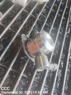 FUEL PUMP 2013-2016 HYUNDAI SANTA FE Foto 1 de 4