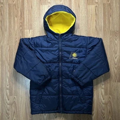 Chaqueta acolchada deportiva vintage con logotipo de Indiana Pacers de la NBA azul amarillo con capucha de nailon Foto 1 de 4