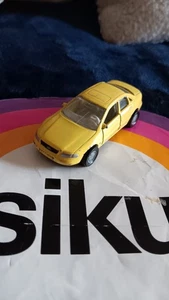 siku 1086 Audi A4 Limousine Gelb - Bild 1 von 8
