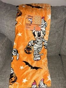 Disney Mickey Minnie Mouse Halloween Throw Blanket 50”x70” Orange Mummies NEW - Picture 1 of 2