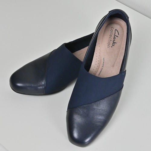 Mocassino Clarks Collection Juliet Gem Navy in pelle marina con tacco US7 UK4 5