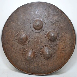 Antique Iron Round Armory Battle Shield Original Old Fine Engraved - Picture 1 of 7