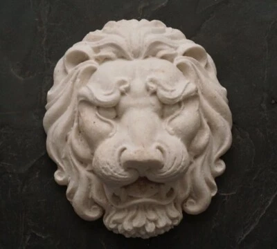 Decorative plaster cast Lion Head wall moulding interior/exterior grade - Image 1 of 4